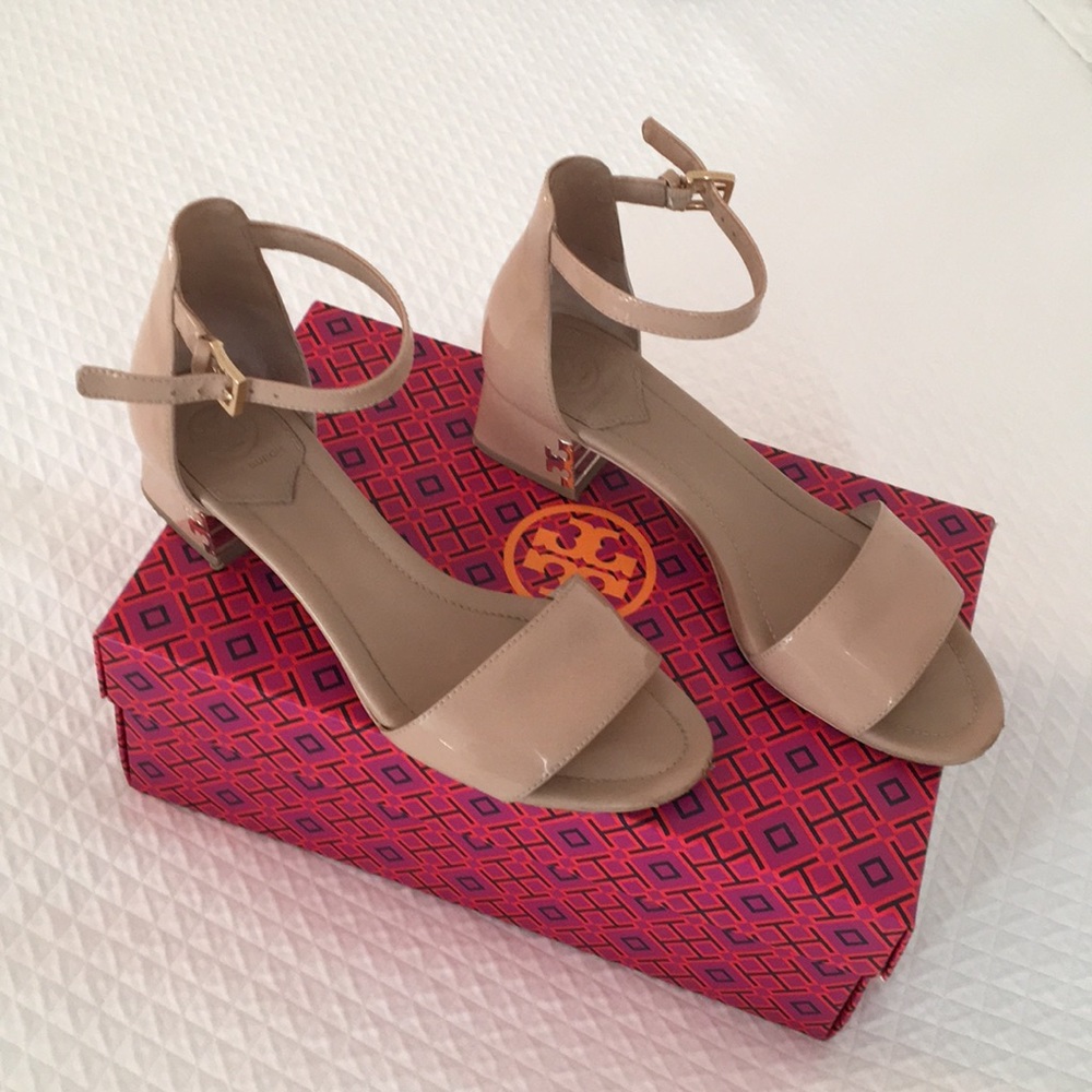Tory Burch Finley Sandal